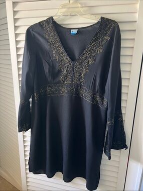 Soaked Women’s Black V-Neck Swim Coverup with Gold Embroidery size XL